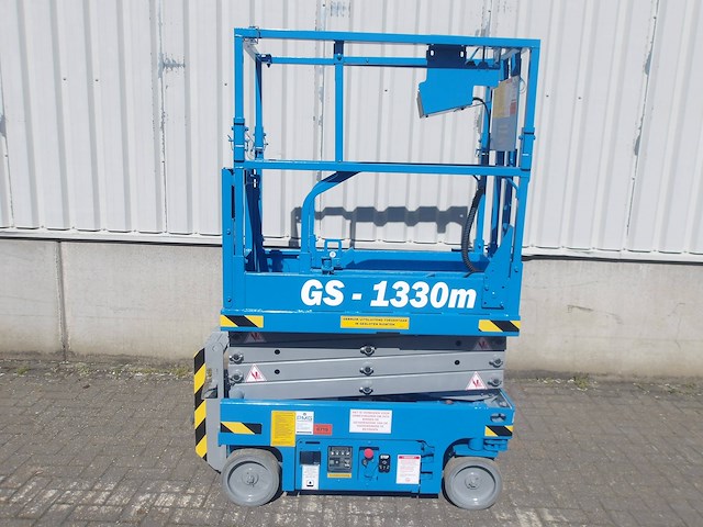Schaarhoogwerker genie gs-1330m elektrisch 5.90m 2020 - afbeelding 1 van  1
