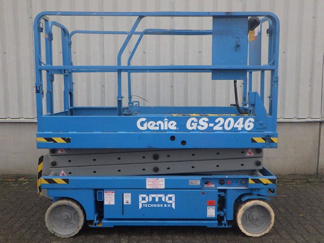 Schaarhoogwerker genie gs-2046 elektrisch 8.1m 2001 - afbeelding 1 van  1