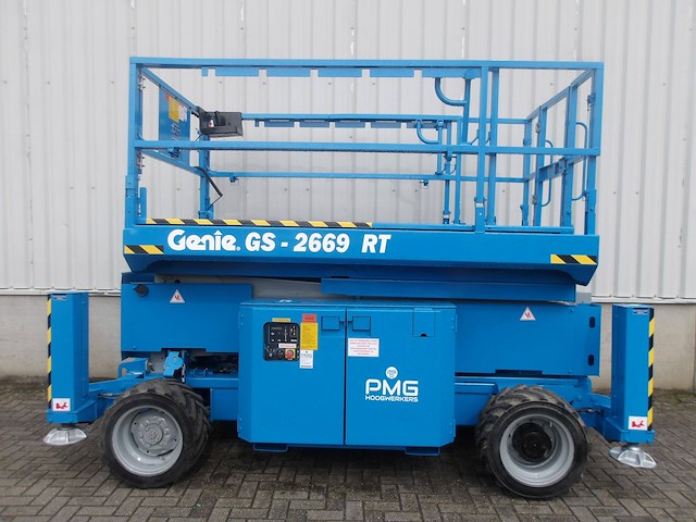 Schaarhoogwerker genie gs-2669rt 10m diesel 2013 - afbeelding 1 van  1