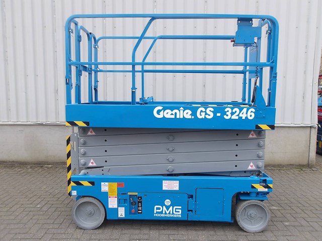 Schaarhoogwerker genie gs-3246 11.75m elektrisch 2012 - afbeelding 1 van  1