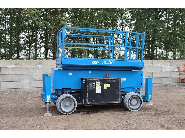Schaarhoogwerker genie gs-4069 dc elektrisch 363kg 14m 2016 - afbeelding 1 van  1