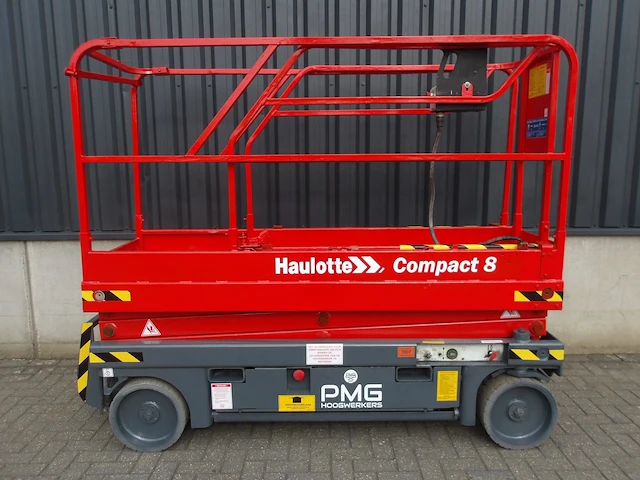Schaarhoogwerker haulotte compact 8 elektrisch 8.18m 2005 - afbeelding 1 van  1
