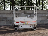 Schaarhoogwerker jlg 1930es elektrisch 230kg 7.7m 2015