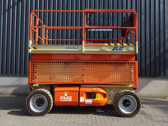 Schaarhoogwerker jlg 4069le elektrisch 14.19m 2008 - afbeelding 1 van  1