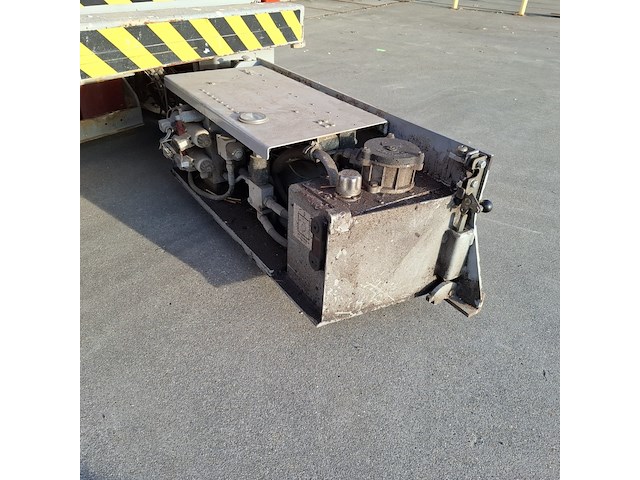 Schaarhoogwerker, sky jack, sjiii3219, 2007 - afbeelding 2 van  22