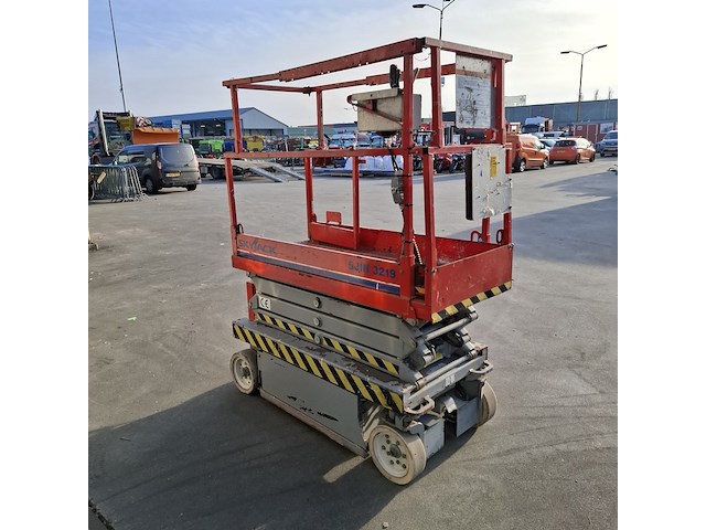 Schaarhoogwerker, sky jack, sjiii3219, 2007 - afbeelding 17 van  22