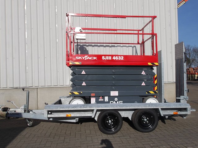 Schaarhoogwerker skyjack sj4632 11.75m elektrisch 2016 op nieuwe vlemmix - afbeelding 1 van  1