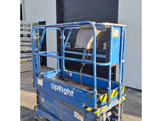 Schaarhoogwerker, upright, mx19, 2005 - afbeelding 10 van  27