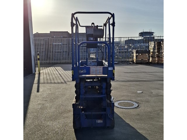 Schaarhoogwerker, upright, mx19, 2005 - afbeelding 26 van  27