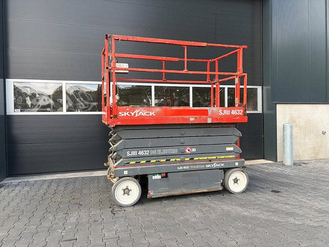 Schaarlift skyjack sj4632 elektrisch 11.7m 2013 - afbeelding 1 van  1