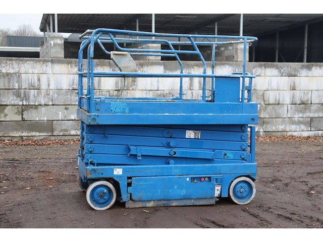 Schaarlift upright x-32n99 elektrisch 11.75m - afbeelding 1 van  1