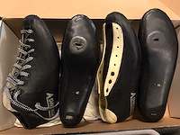 Schaatsbeschermers en schoenen - afbeelding 2 van  3