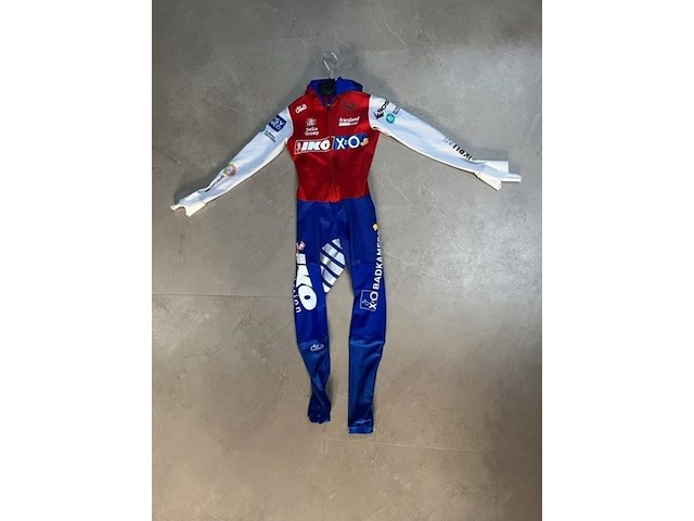 Schaatspak van joy beune, gesigneerd - afbeelding 2 van  6