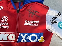 Schaatspak van joy beune, gesigneerd - afbeelding 3 van  6