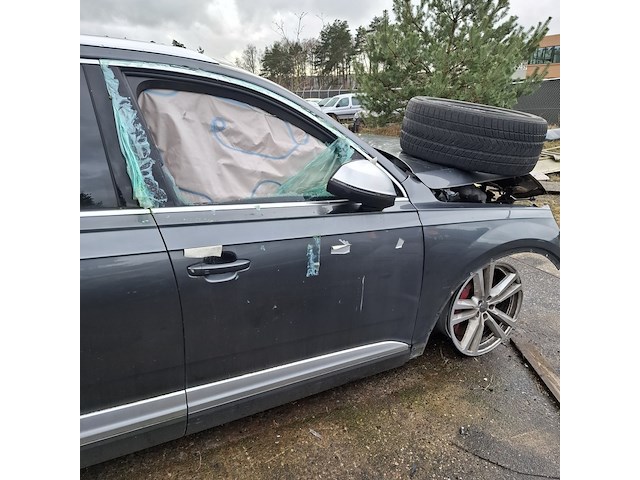 Schade auto, audi - afbeelding 13 van  19