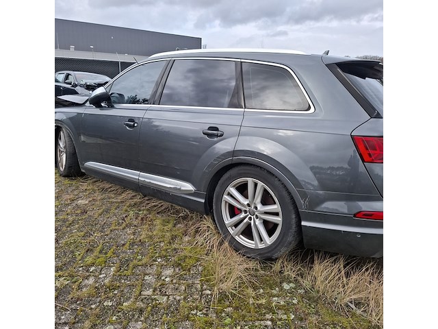 Schade auto, audi - afbeelding 16 van  19