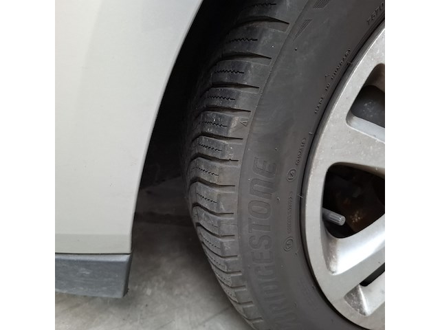 Schade auto, opel, astra - afbeelding 3 van  43