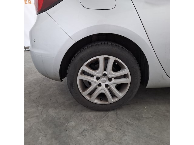 Schade auto, opel, astra - afbeelding 7 van  43