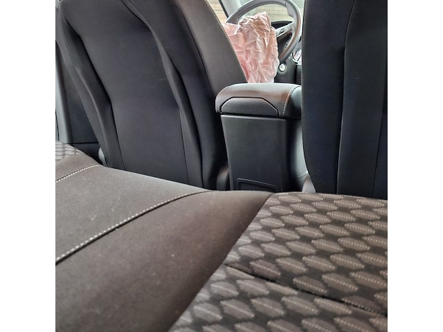 Schade auto, opel, astra - afbeelding 24 van  43