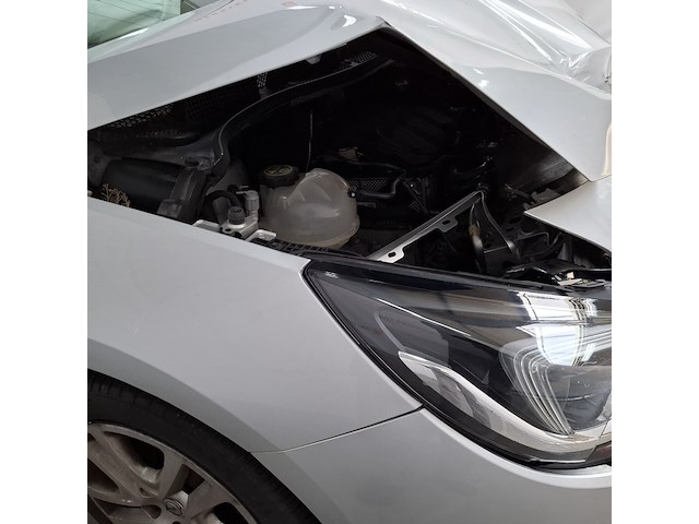 Schade auto, opel, astra - afbeelding 31 van  43