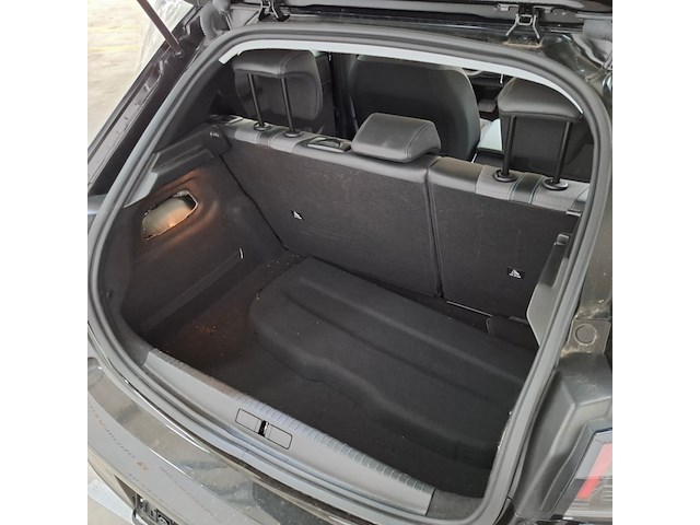 Schade auto, peugeot, 208, 1.2 puretech allure pack, 2023 - afbeelding 37 van  61
