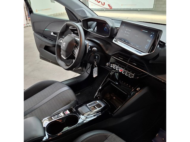 Schade auto, peugeot, 208, 1.2 puretech allure pack, 2023 - afbeelding 40 van  61