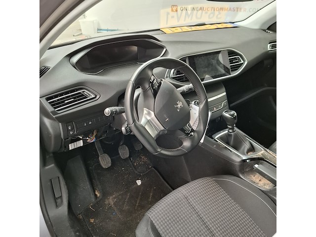 Schade auto, peugeot, 308 1.2 puretech blue lease, 2020 - afbeelding 32 van  42