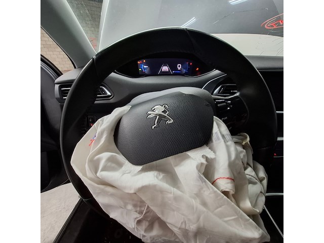 Schade auto, peugeot, 308, 2020 - afbeelding 24 van  64