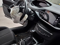 Schade auto, peugeot, 308, 2020 - afbeelding 39 van  64
