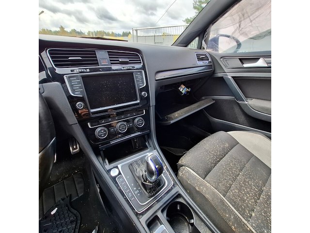 Schade auto, volkswagen, golf, 2.0 tsi r 4motion, 2014 - afbeelding 36 van  63