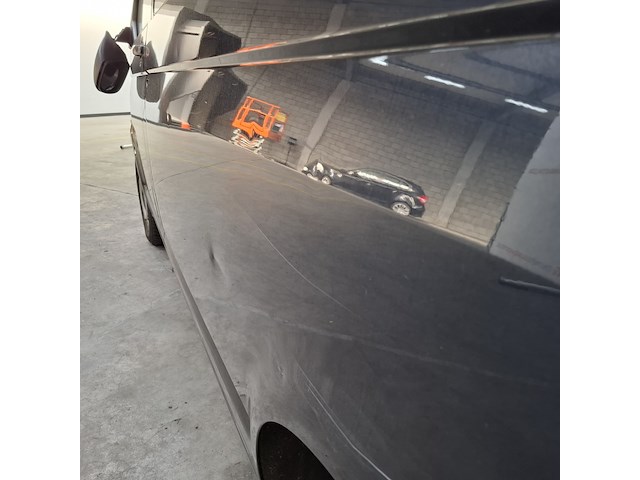 Schade auto, volkswagen, transporter - afbeelding 3 van  47