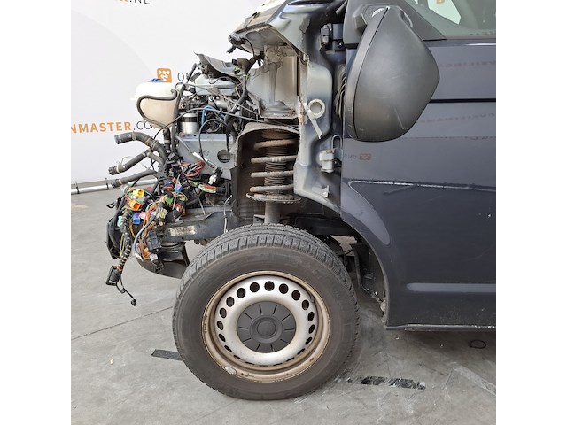 Schade auto, volkswagen, transporter - afbeelding 5 van  47