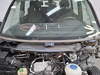 Schade auto, volkswagen, transporter - afbeelding 17 van  47