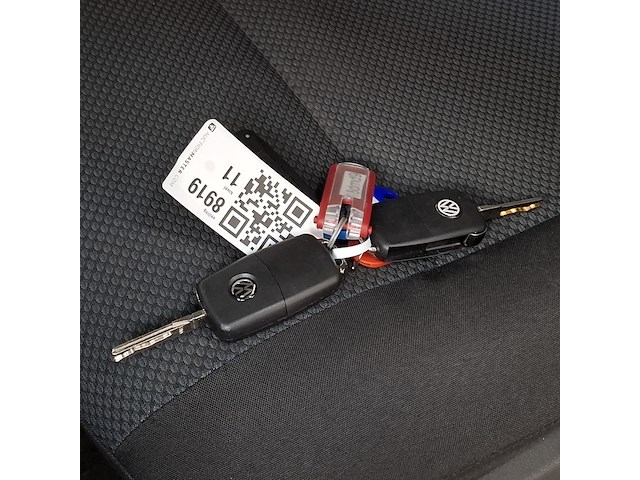 Schade auto, volkswagen, transporter - afbeelding 21 van  47