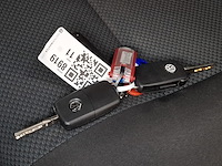 Schade auto, volkswagen, transporter - afbeelding 21 van  47