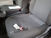 Schade auto, volkswagen, transporter - afbeelding 22 van  47