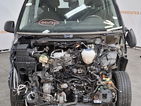 Schade auto, volkswagen, transporter - afbeelding 12 van  47