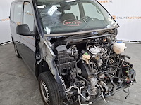 Schade auto, volkswagen, transporter - afbeelding 23 van  47