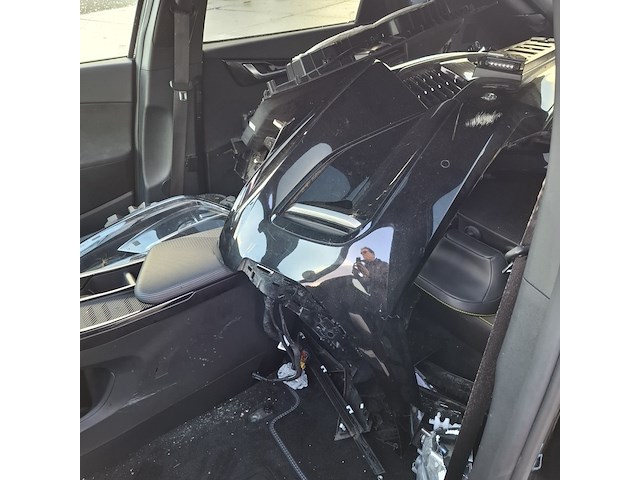 Schadeauto, kia, ev6 - afbeelding 9 van  45