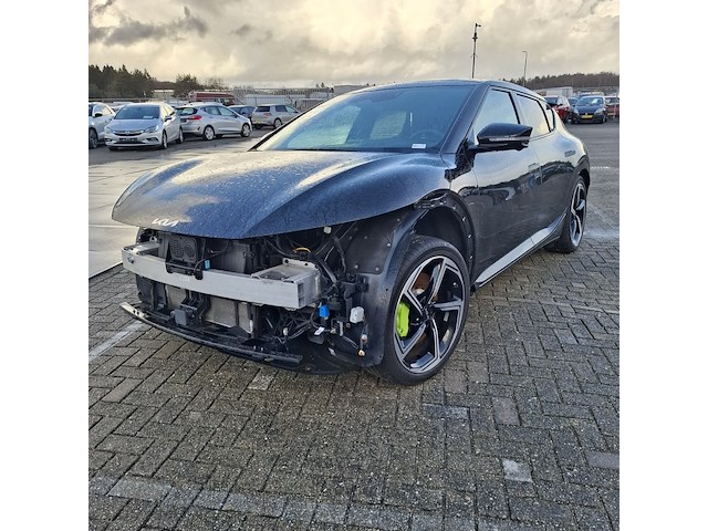 Schadeauto, kia, ev6 - afbeelding 1 van  45
