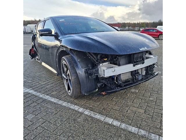 Schadeauto, kia, ev6 - afbeelding 23 van  45