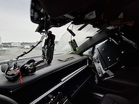 Schadeauto, porsche, panamera 4 e-hybrid - afbeelding 13 van  52