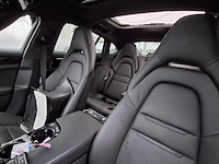 Schadeauto, porsche, panamera 4 e-hybrid - afbeelding 17 van  52