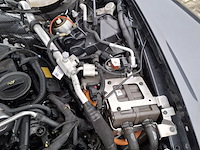 Schadeauto, porsche, panamera 4 e-hybrid - afbeelding 33 van  52