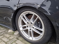 Schadeauto, porsche, panamera 4 e-hybrid - afbeelding 2 van  52