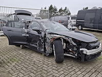 Schadeauto, porsche, panamera 4 e-hybrid - afbeelding 28 van  52
