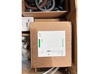 Schaeffler / skf - partij industriële componenten met vet & smeerunits en lagers 190kg - afbeelding 7 van  10