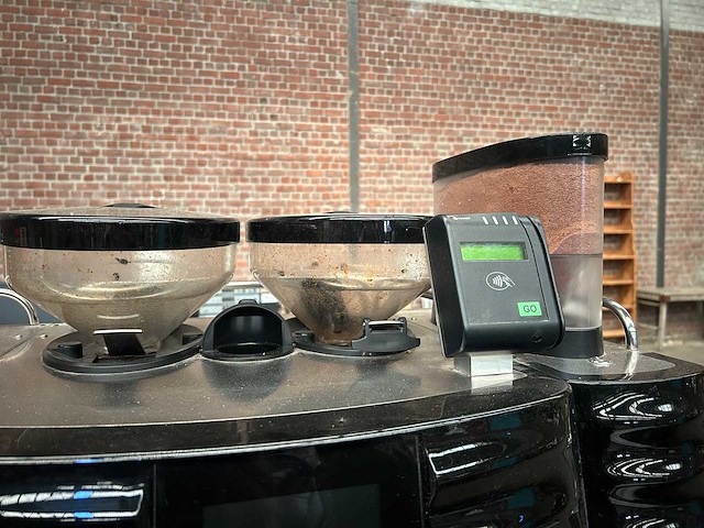 Schaerer - coffee art plus - professionele volautomatische koffiemachine met toebehoren - afbeelding 4 van  11