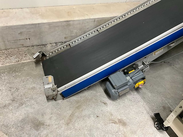 Schafer opvoerband - afbeelding 3 van  4