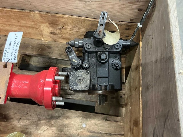 Schäffer achteras 070-650-019, hydrauliek pomp 3x - afbeelding 7 van  12
